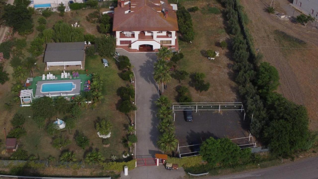 B. & B. Villa Giada Marina di Ginosa Екстер'єр фото