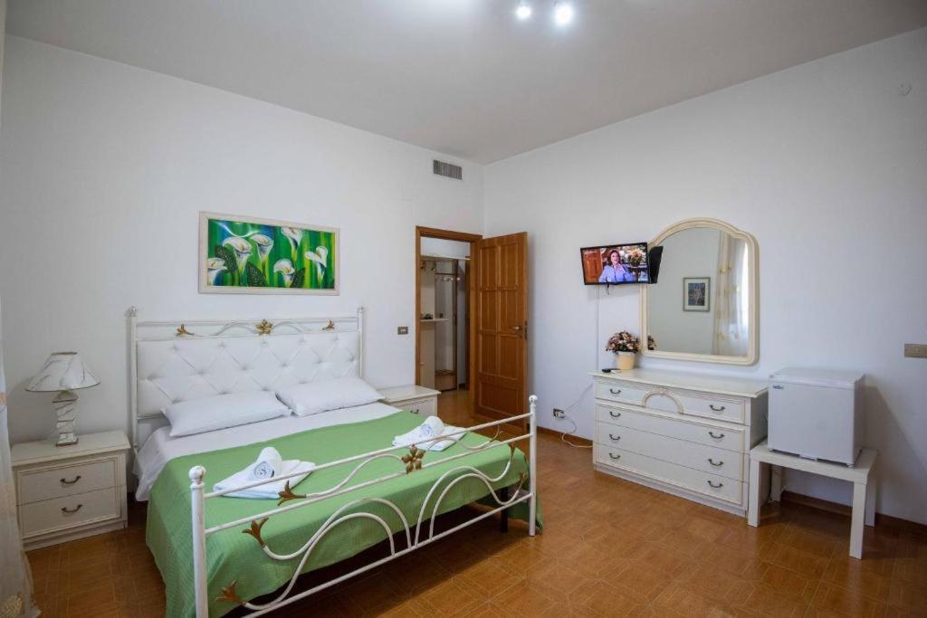 B. & B. Villa Giada Marina di Ginosa Екстер'єр фото