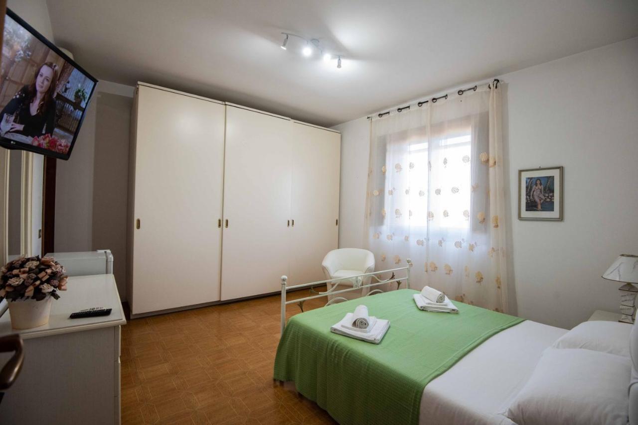 B. & B. Villa Giada Marina di Ginosa Екстер'єр фото