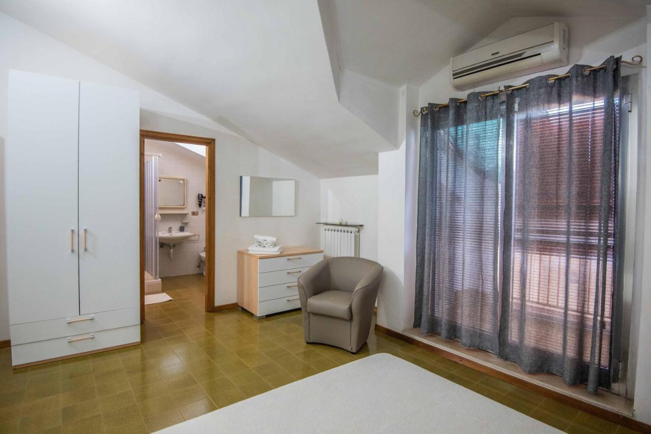 B. & B. Villa Giada Marina di Ginosa Екстер'єр фото